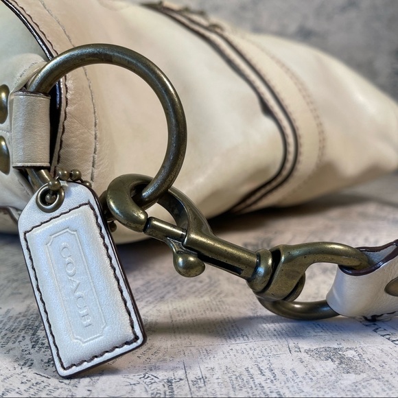 Coach Ivory Cream Brooklyn Large Leather Limited Legacy - Picture 7 of 15